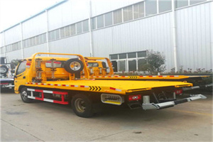 铁山港附近拖车救援搭电